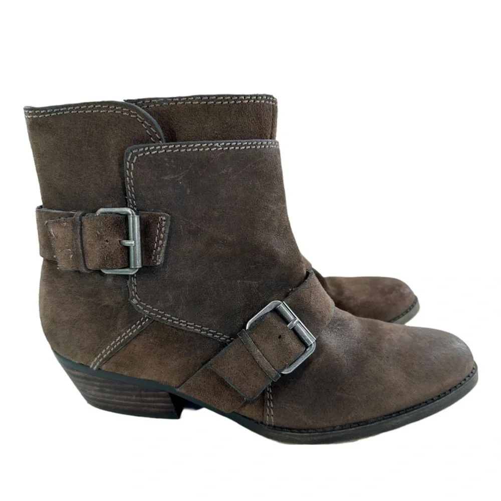 Nine West vintage America Vasabady ankle booties 10.5 brown suede western boots